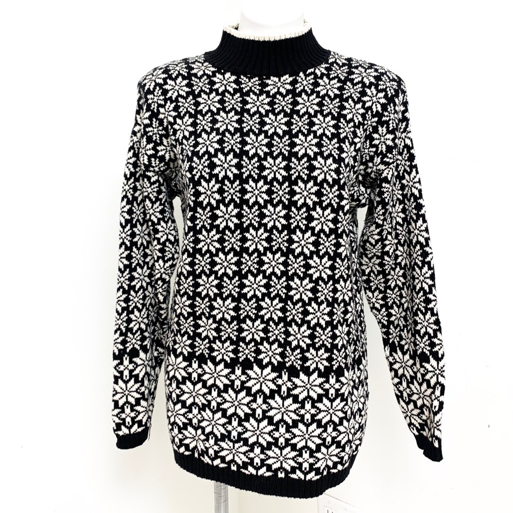 GAP sweater oversize black white snowflake Vintage